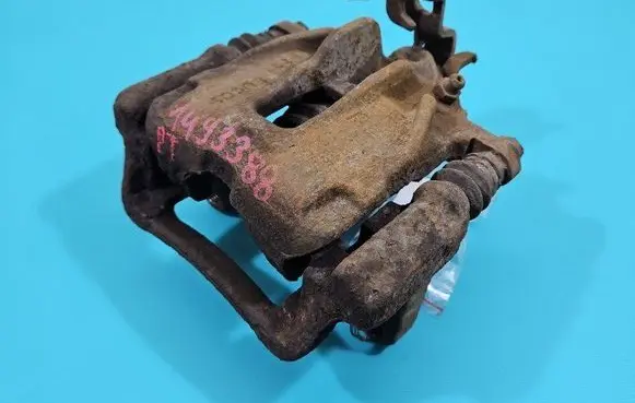 Rear brake caliper