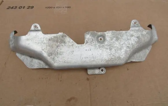 BMW X5 E70 Exhaust heat shield 7572697