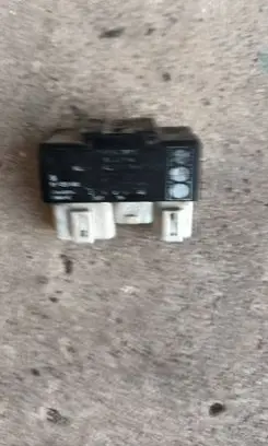 Volvo S70 V70 V70 XC Coolant fan relay 899251000