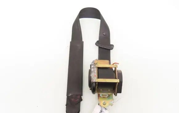 Peugeot 206 CC Front seatbelt 049061