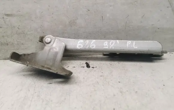 Mazda 626 Engine bonnet/hood hinges