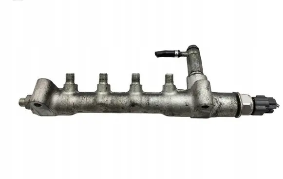 Opel Astra H Fuel main line pipe 