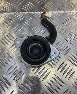 Toyota Prius (XW30) Front door speaker 8616047130 1530000560B101