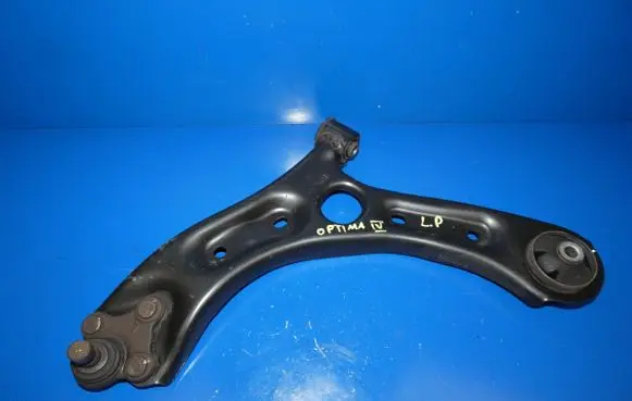 KIA Optima Front lower control arm/wishbone 