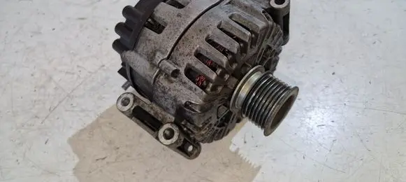 Mercedes-Benz E W212 Generator/alternator A0009062722