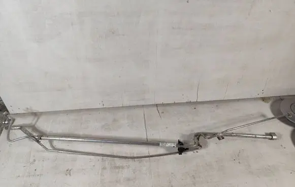 Opel Vivaro Air conditioning (A/C) pipe/hose 924622085R 93459094 924621044R