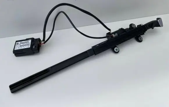 BMW 4 F32 F33 Seat belt adjustment motor 72117307916 C11896101 10237710
