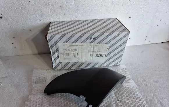 Alfa Romeo Stelvio Front bumper mounting bracket 156114911