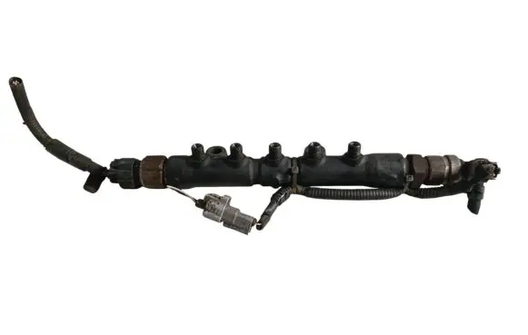 Toyota Avensis T250 Fuel main line pipe