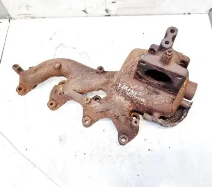 Mazda 626 Exhaust manifold