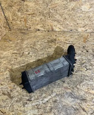 Citroen Xsara Picasso Intercooler radiator 9645965180 874964GJ