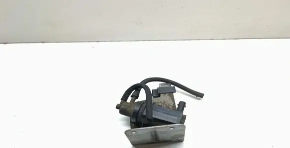 BMW 3 E90 E91 Turbo solenoid valve 700782