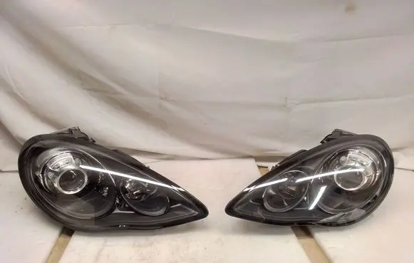 Porsche Panamera (970) Headlights/headlamps set 97063198402 97063198302 97061814302