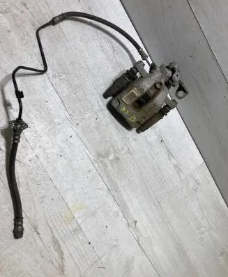 Opel Crossland X Rear brake caliper 32055429