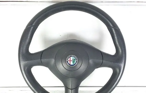 Alfa Romeo 147 Steering wheel