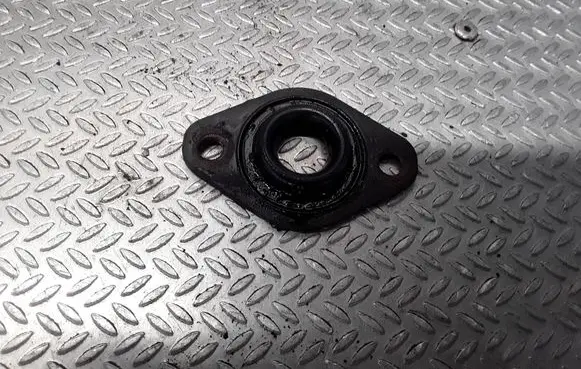Opel Astra G Fuel Injector clamp holder