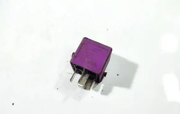 BMW X5 E53 Other relay 61361388911