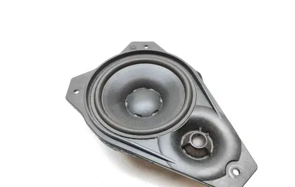 Volkswagen Touareg II Panel speaker 7P6035827 84501
