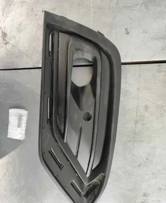 Volvo V60 Front fog light trim/grill 31455641