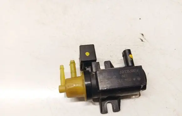 Mercedes-Benz B W245 Turbo solenoid valve A0061536628 70078202