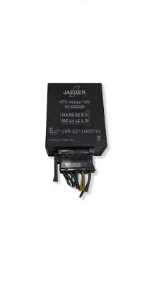 Volkswagen PASSAT B5.5 Tow bar relay 52400006 10R02100501