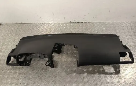 Toyota Avensis T270 Dashboard 5530205051C0 5598105011