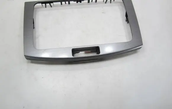 Volkswagen PASSAT B7 Radio/GPS head unit trim 3AA858069H