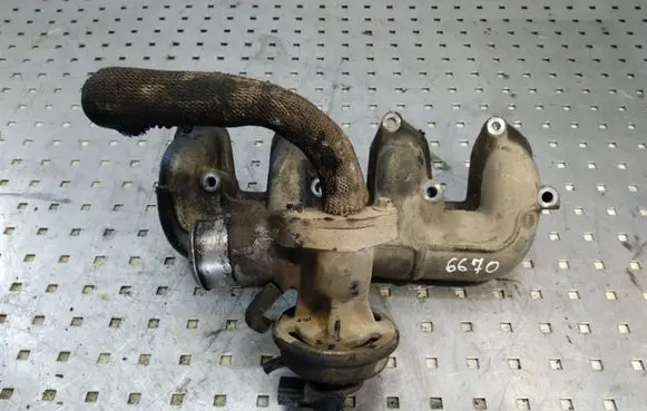 Ford Focus Intake manifold GXS4Q9424AG
