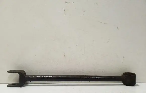 Toyota Avensis T220 Rear control arm