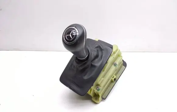 Mercedes-Benz E C207 W207 Gear shifter/selector A2042678124