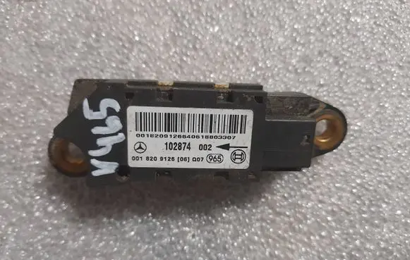 Mercedes-Benz CLS C219 Airbag deployment crash/impact sensor A0018209126 0018209126