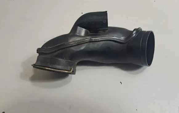 BMW X5 E70 Air intake hose/pipe 7812060