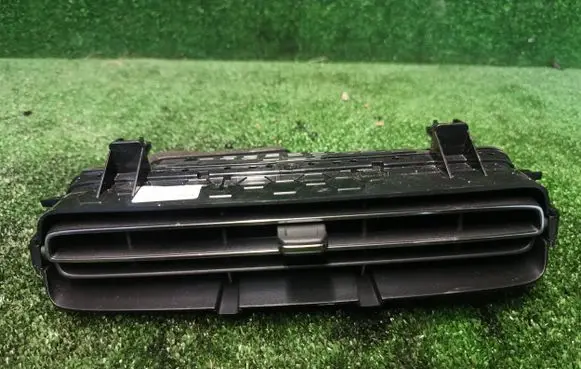 Opel Mokka B Dashboard air vent grill cover trim 98362777ZD