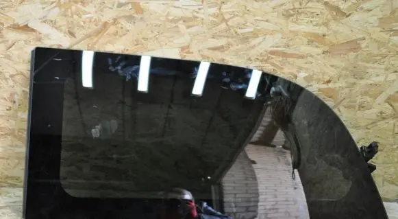 Chrysler Town & Country V Rear side window 05109653AF