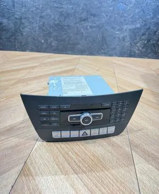 Mercedes-Benz C W204 Radio/CD/DVD/GPS head unit A2049006909 A2049012203 A1729020404
