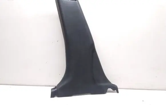 (B) pillar trim (bottom)