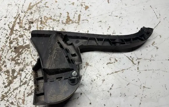 Volvo XC70 Rear bumper mounting bracket BP3EA