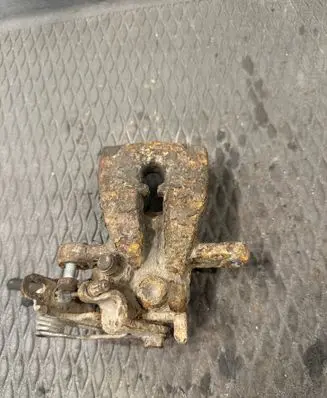 Ford Mondeo MK IV Rear brake caliper