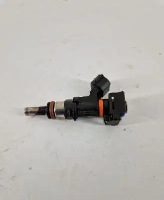 Renault Captur Fuel injector 0280158366