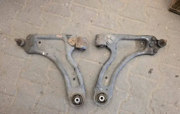 Opel Meriva A Front lower control arm/wishbone 