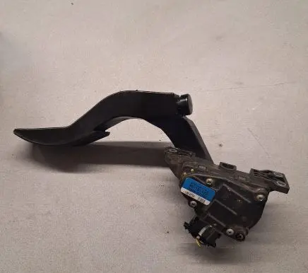 Audi A4 S4 B6 8E 8H Accelerator throttle pedal 8E1723523 6PV00837600