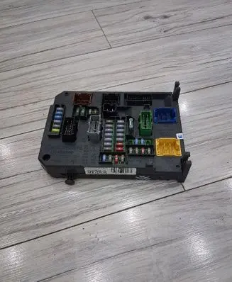 Peugeot 508 Comfort/convenience module 9664992380