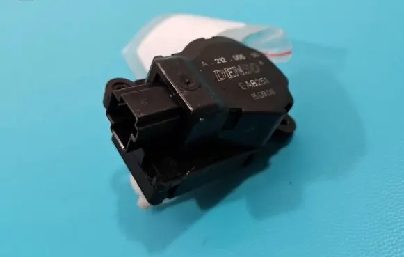 Citroen C4 I Picasso A/C air flow flap actuator/motor A21200500 IMPRK1373229