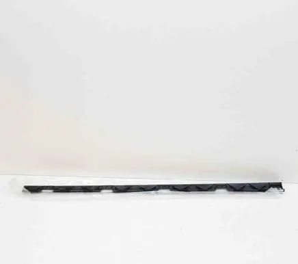 Mercedes-Benz GLE W167 Sill/side skirt trim A1676988101