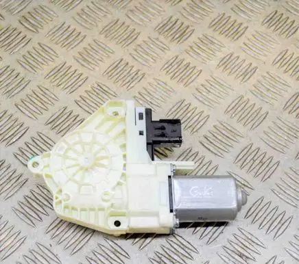 Tesla Model Y Rear door window regulator motor E66966100 E73120101