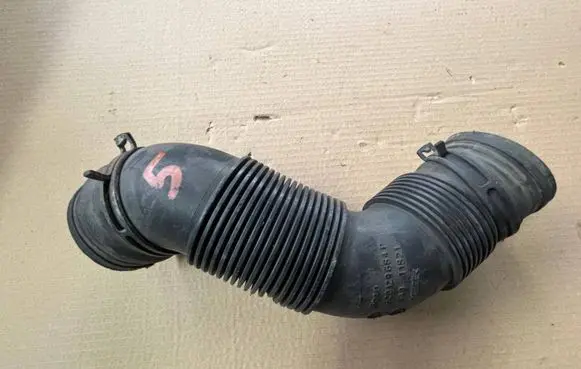 Volkswagen Polo Air intake hose/pipe 6Q0129684P