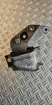 Peugeot Boxer Engine mount bracket 1358086080