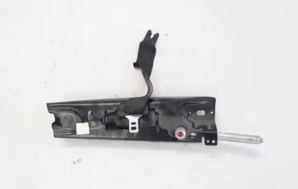 Volvo S80 Front seatbelt 39856175