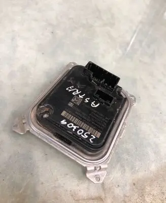 Opel Astra L LED ballast control module 9849900280