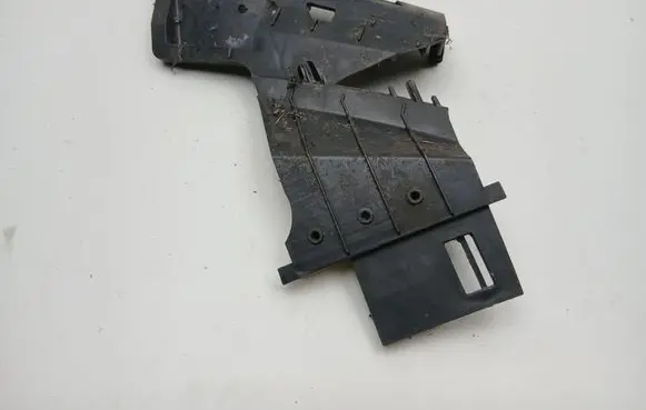 Volvo V60 Front bumper mounting bracket 31347245